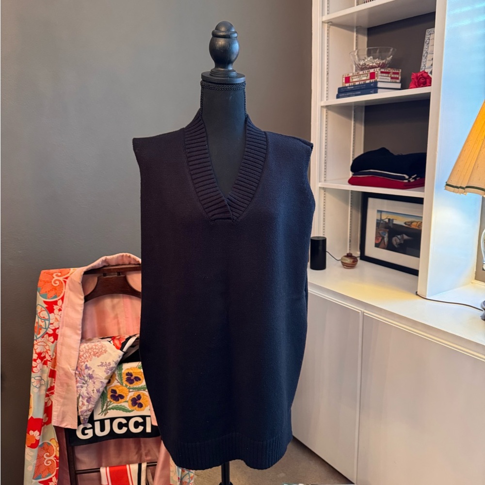 Black Sleeveless Knit Sweater Vest